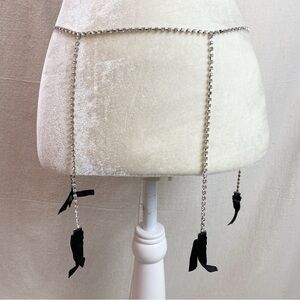 Victoria's Secret rhinestone Diamante Garter Belt NEW w flaw